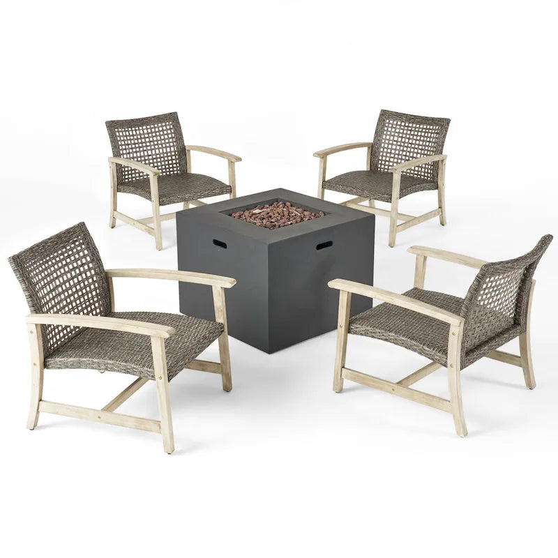 Ensemble de 5 fauteuils de club et d'un foyer d'extérieur en bois et osier Augusta par Christopher Knight Home