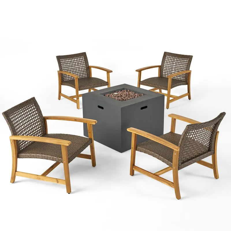 Ensemble de 5 fauteuils de club et d'un foyer d'extérieur en bois et osier Augusta par Christopher Knight Home