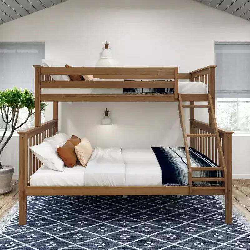 Lit superposé adulte en bois massif Plank+Beam Twin XL sur Queen