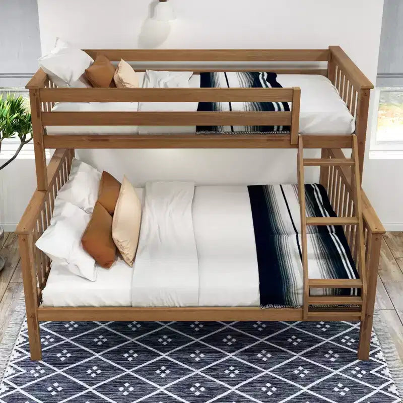 Lit superposé adulte en bois massif Plank+Beam Twin XL sur Queen