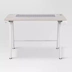 Bureau de jeu avec lumières LED et support de casque – Articles essentiels pour la chambre