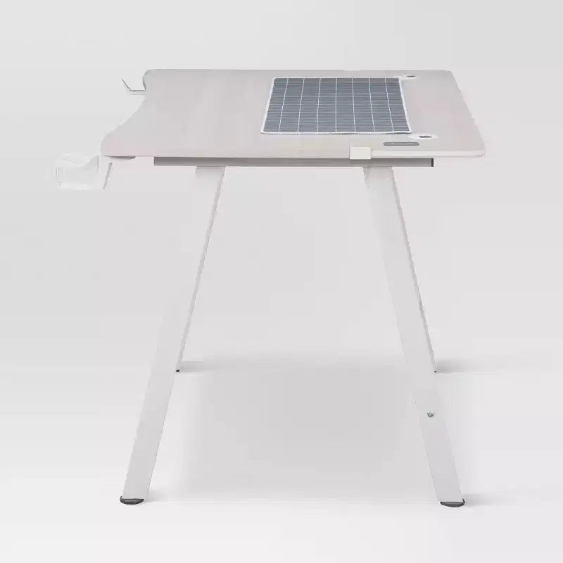 Bureau de jeu avec lumières LED et support de casque – Articles essentiels pour la chambre
