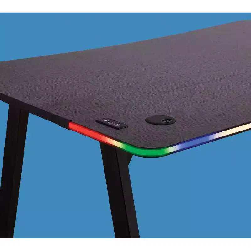 Bureau de jeu avec lumières LED et support de casque – Articles essentiels pour la chambre