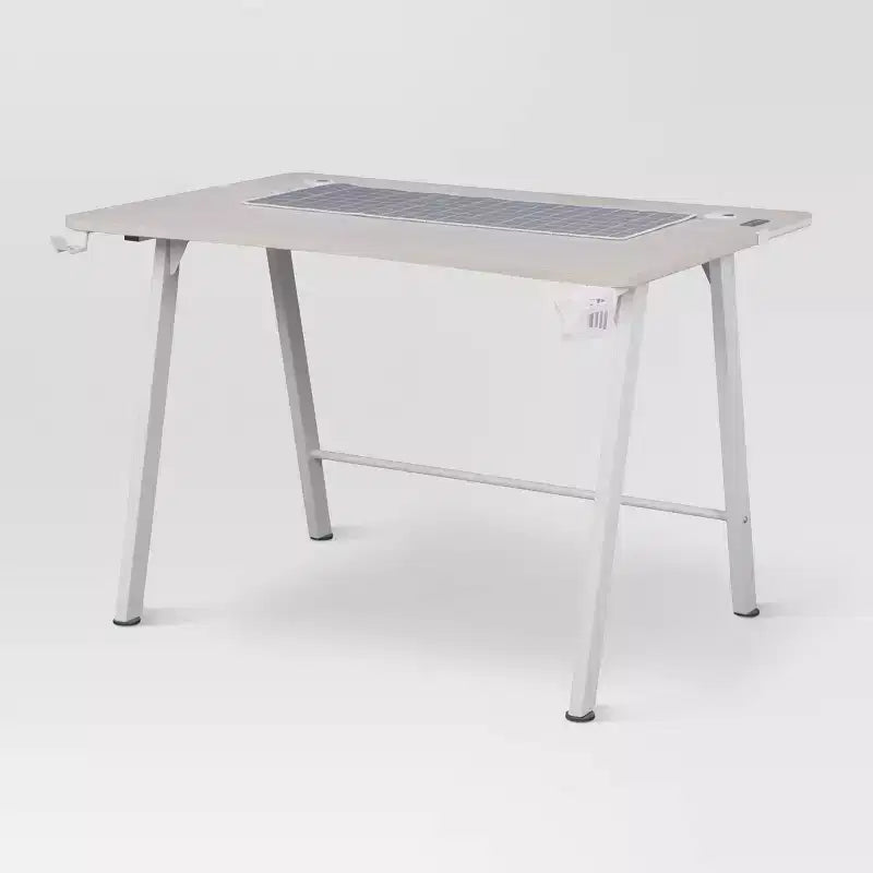Bureau de jeu avec lumières LED et support de casque – Articles essentiels pour la chambre