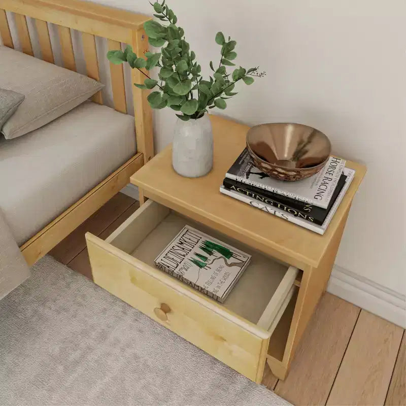 Table de chevet en bois massif Plank+Beam avec 1 tiroir pour chambre à coucher