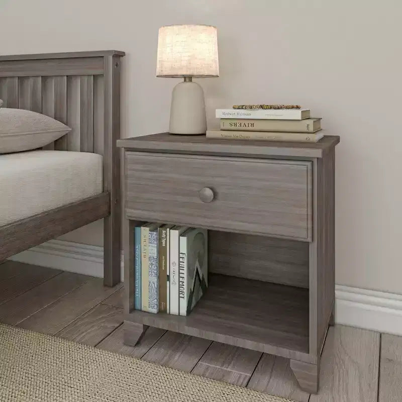 Table de chevet en bois massif Plank+Beam avec 1 tiroir pour chambre à coucher
