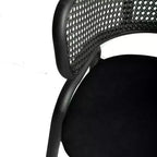 LeisureMod Ervilla Chaise de salle à manger moderne Rembourrée confortable Fauteuil d'appoint avec pieds en fer noir, pour cuisine, salle à manger, café, restaurant