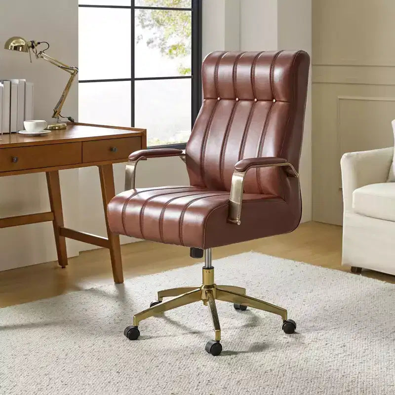 Siège de bureau pivotant et inclinable en cuir moderne Siivio avec capitonnage en canaux | HULALA??HOME