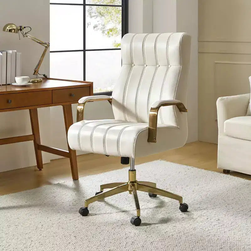 Siège de bureau pivotant et inclinable en cuir moderne Siivio avec capitonnage en canaux | HULALA??HOME