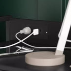 Table de chevet Emma et Oliver avec 4 tiroirs en tissu, station de charge avec 2 ports USB/prise de courant, dessus en bois composite, poignées en bois, cadre en métal