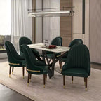 Chaise de salle à manger à dossier haut LeisureMod Elara, revêtement en cuir avec motif ondulé, cadre en bois d'hévéa et accents dorés pour salle à manger