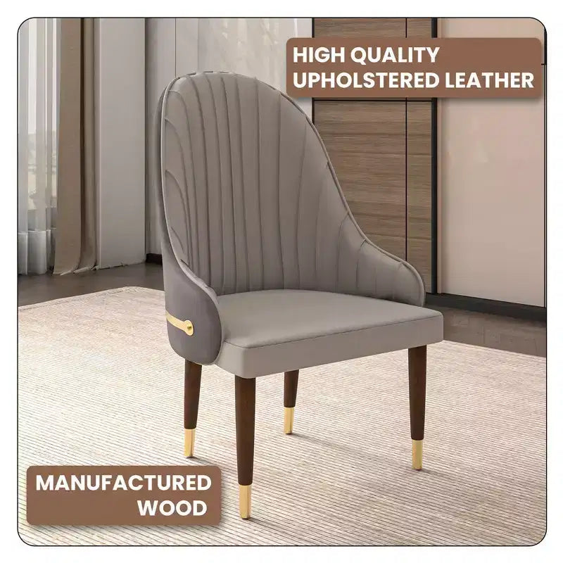 Chaise de salle à manger à dossier haut LeisureMod Elara, revêtement en cuir avec motif ondulé, cadre en bois d'hévéa et accents dorés pour salle à manger