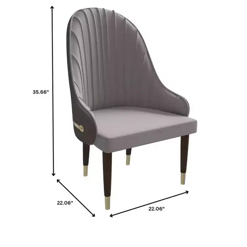 Chaise de salle à manger à dossier haut LeisureMod Elara, revêtement en cuir avec motif ondulé, cadre en bois d'hévéa et accents dorés pour salle à manger