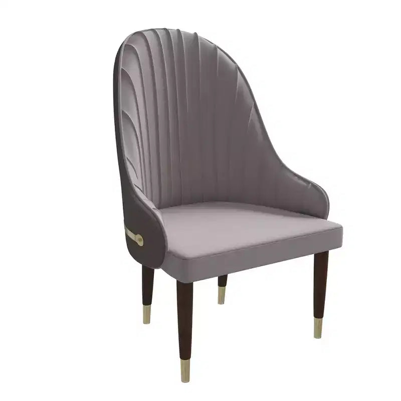 Chaise de salle à manger à dossier haut LeisureMod Elara, revêtement en cuir avec motif ondulé, cadre en bois d'hévéa et accents dorés pour salle à manger