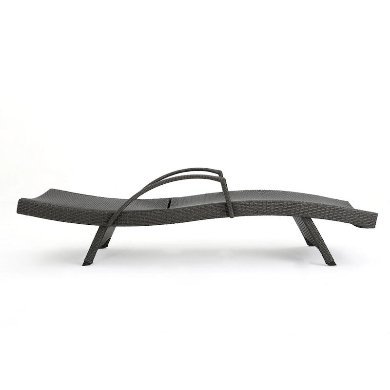 Chaises longues inclinables en osier avec accoudoirs Salem (lot de 4) par Christopher Knight Home