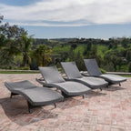Chaises longues d'extérieur en osier (lot de 4) par Christopher Knight Home