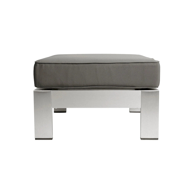 Ensemble de conversation en aluminium 2 places avec fauteuils de club et poufs pour l'extérieur Cape Coral de Christopher Knight Home