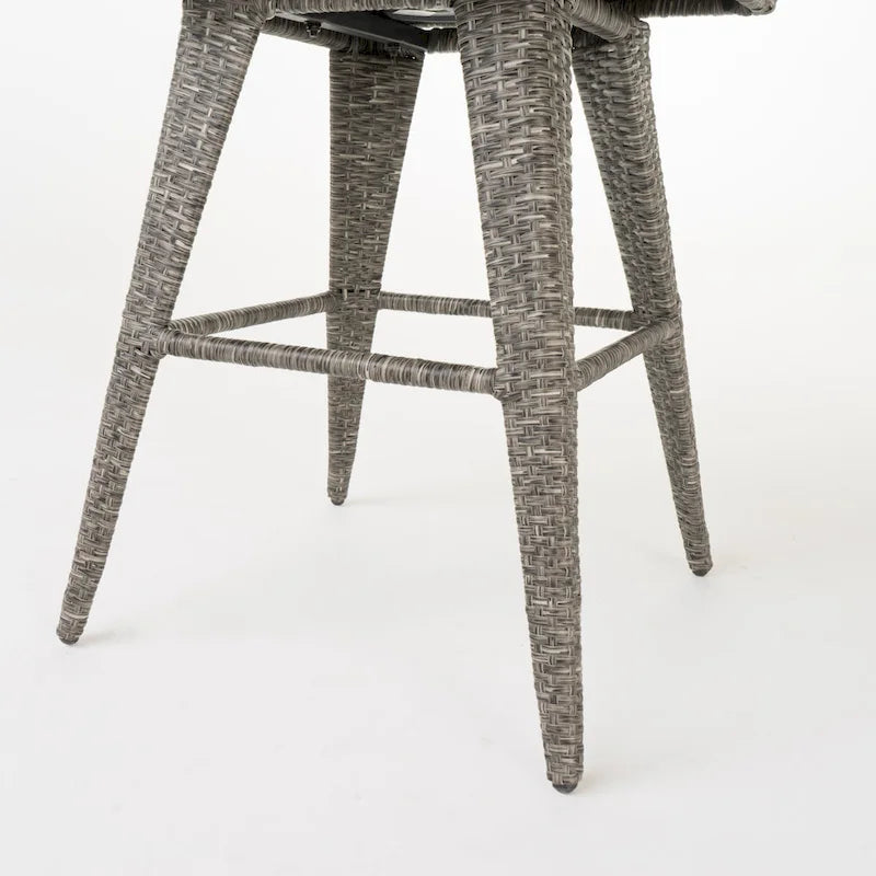 Tabouret de bar pivotant d'extérieur en osier Puerta avec coussins (ensemble de 4) par Christopher Knight Home