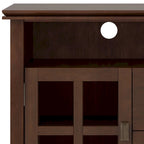 Meuble TV contemporain en bois massif, 122 cm de large, couleur brun roux, pour téléviseurs jusqu'à 55 pouces