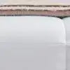 Lit plateforme rembourré Bryt Wingback Diamond, cadre de lit à oreilles avec tête de lit