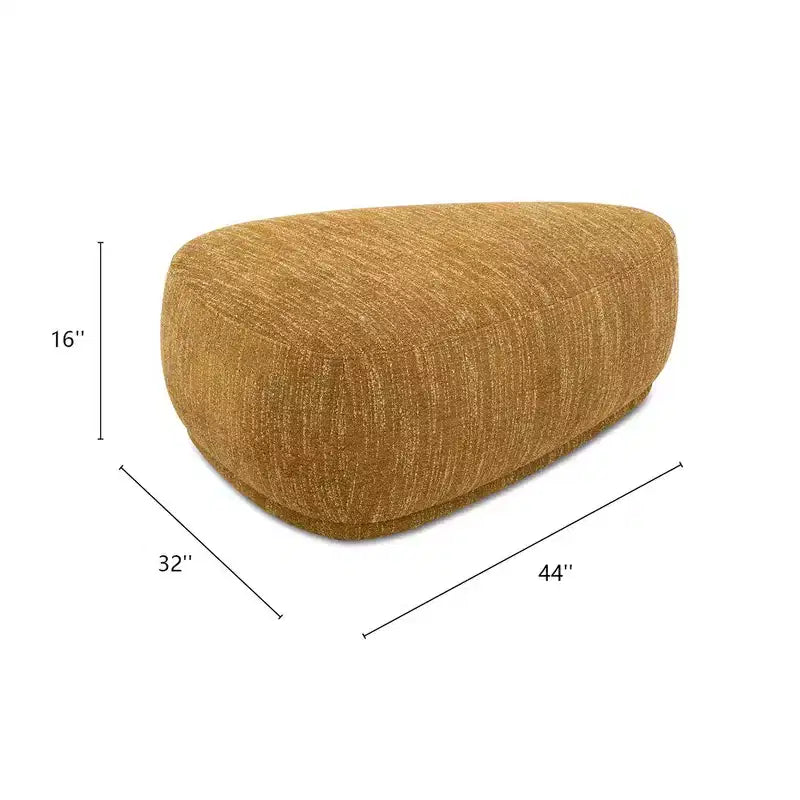 Pouf de cocktail triangulaire arrondi Pebble de 112 cm Jennifer Taylor Home