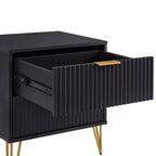 Ensemble 3 pièces Manhattan Comfort Dumbo comprenant une commode à 5 tiroirs, une commode à 6 tiroirs et une table de chevet
