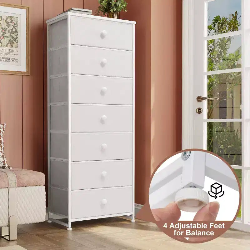 Crestlive Products Commode haute pour chambre à coucher, tour de rangement en tissu à 7 tiroirs pour chambre à coucher.