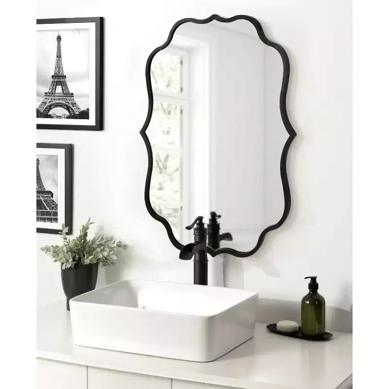 Miroir mural encadré Higby 24 x 30 - Kate & Laurel All Things Decor
