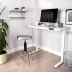 Plateau de bureau électrique assis-debout en verre trempé de 47,5 pouces avec deux ports de chargement USB 2,4 A, hauteur réglable jusqu'à 47,5 pouces H