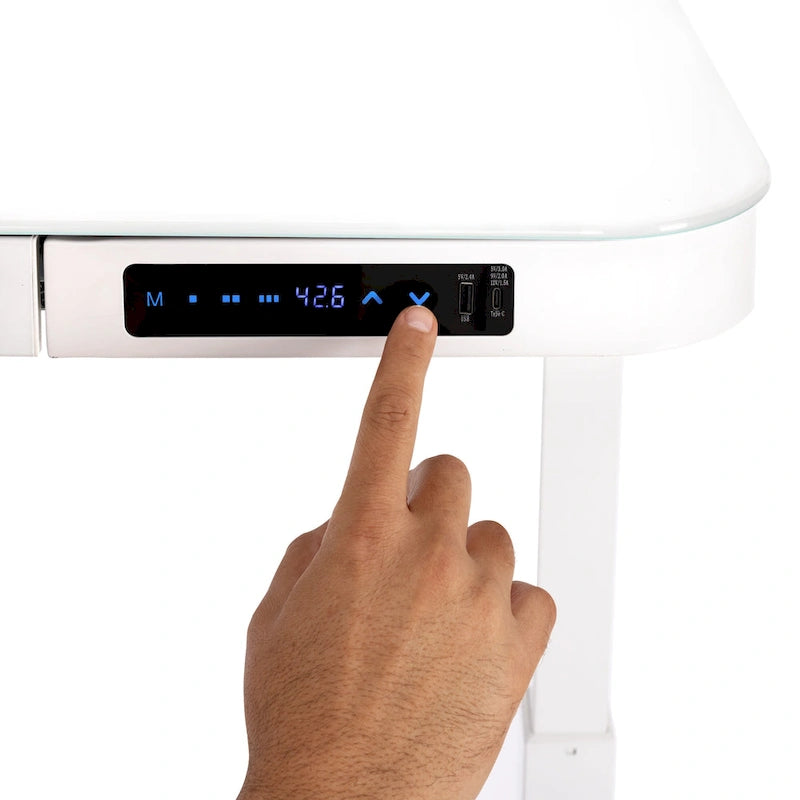 Plateau de bureau électrique assis-debout en verre trempé de 47,5 pouces avec deux ports de chargement USB 2,4 A, hauteur réglable jusqu'à 47,5 pouces H