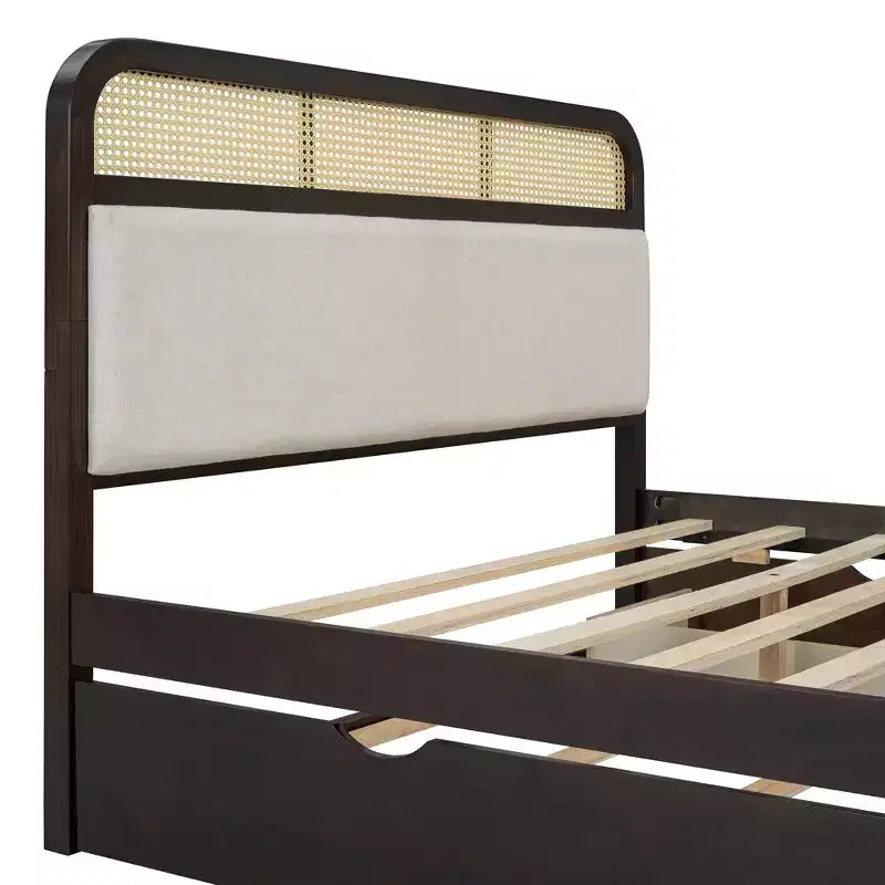 Lit plateforme queen en bois avec lit gigogne et 2 tiroirs, accents en rotin Bed 4S - ModernLuxe