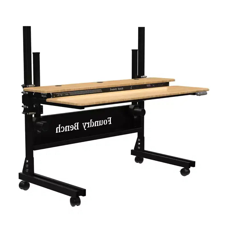 Bureau debout réglable en hauteur Versadesk 60 Foundry Bench avec plateau double niveau et roulettes, surface en bambou naturel